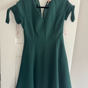 Gal Meets Glam Green A-Line Mini Dress V-Neck